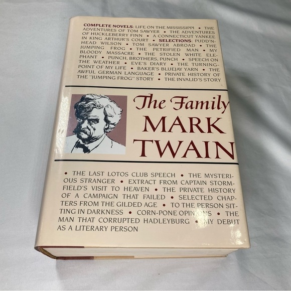 The Family Mark Twain Barnes & Noble Edition - Picture 1 of 10